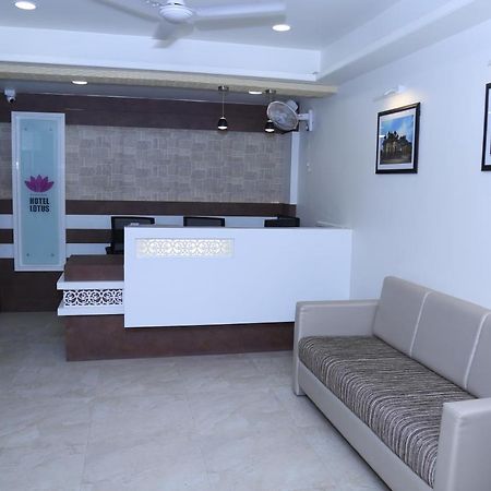 Hotel Lotus Chandrapur Exteriér fotografie