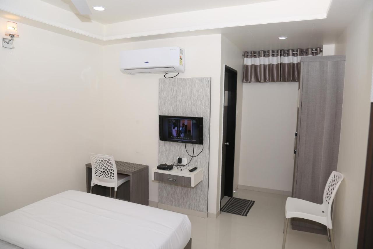 Hotel Lotus Chandrapur Exteriér fotografie