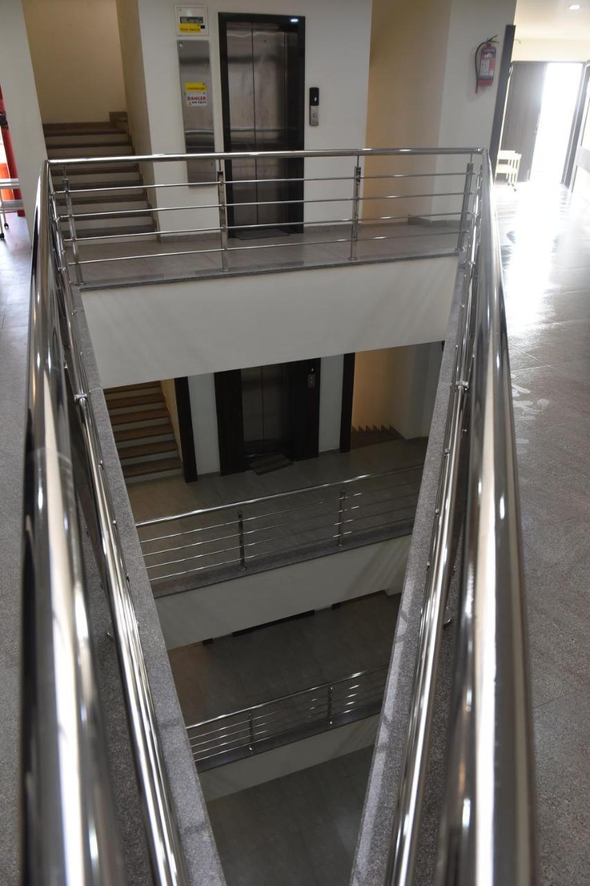 Hotel Lotus Chandrapur Exteriér fotografie